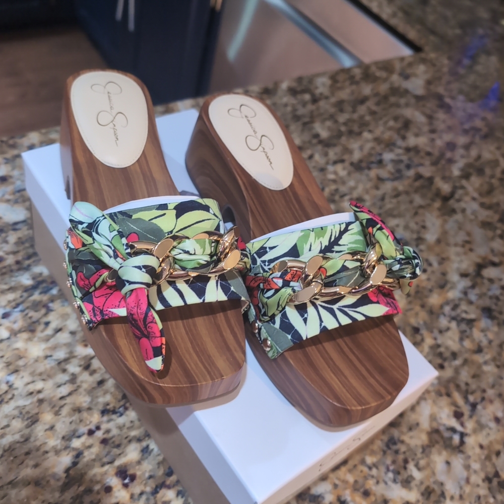 Jessica Simpson Women's Floral Sandals with Gold Accents